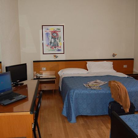 Hotel Nuova Гроссето Екстер'єр фото