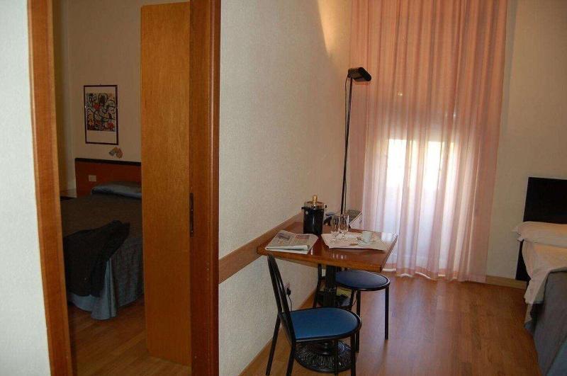 Hotel Nuova Гроссето Екстер'єр фото