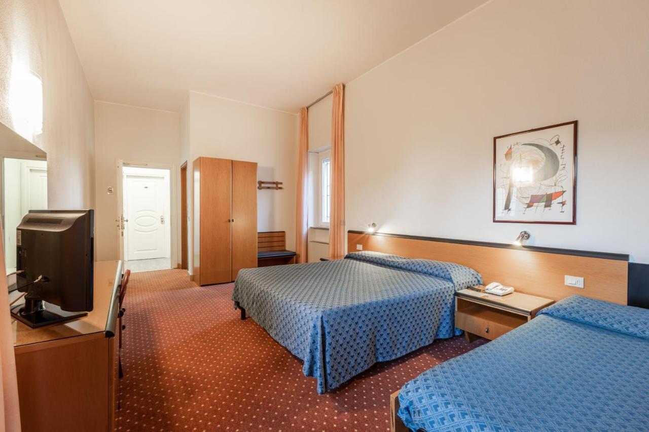 Hotel Nuova Гроссето Екстер'єр фото